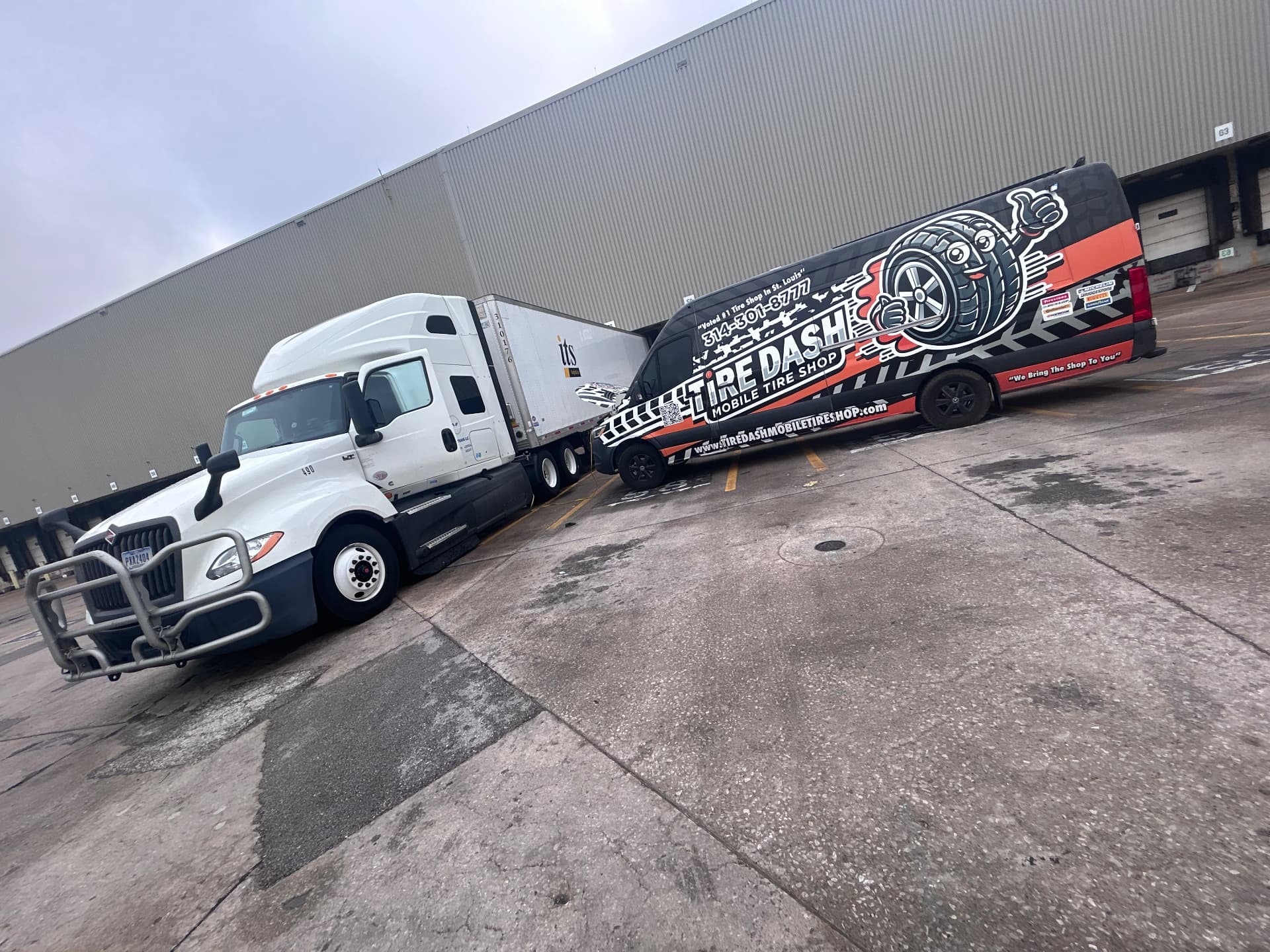 Commercial & Semi Truck Services